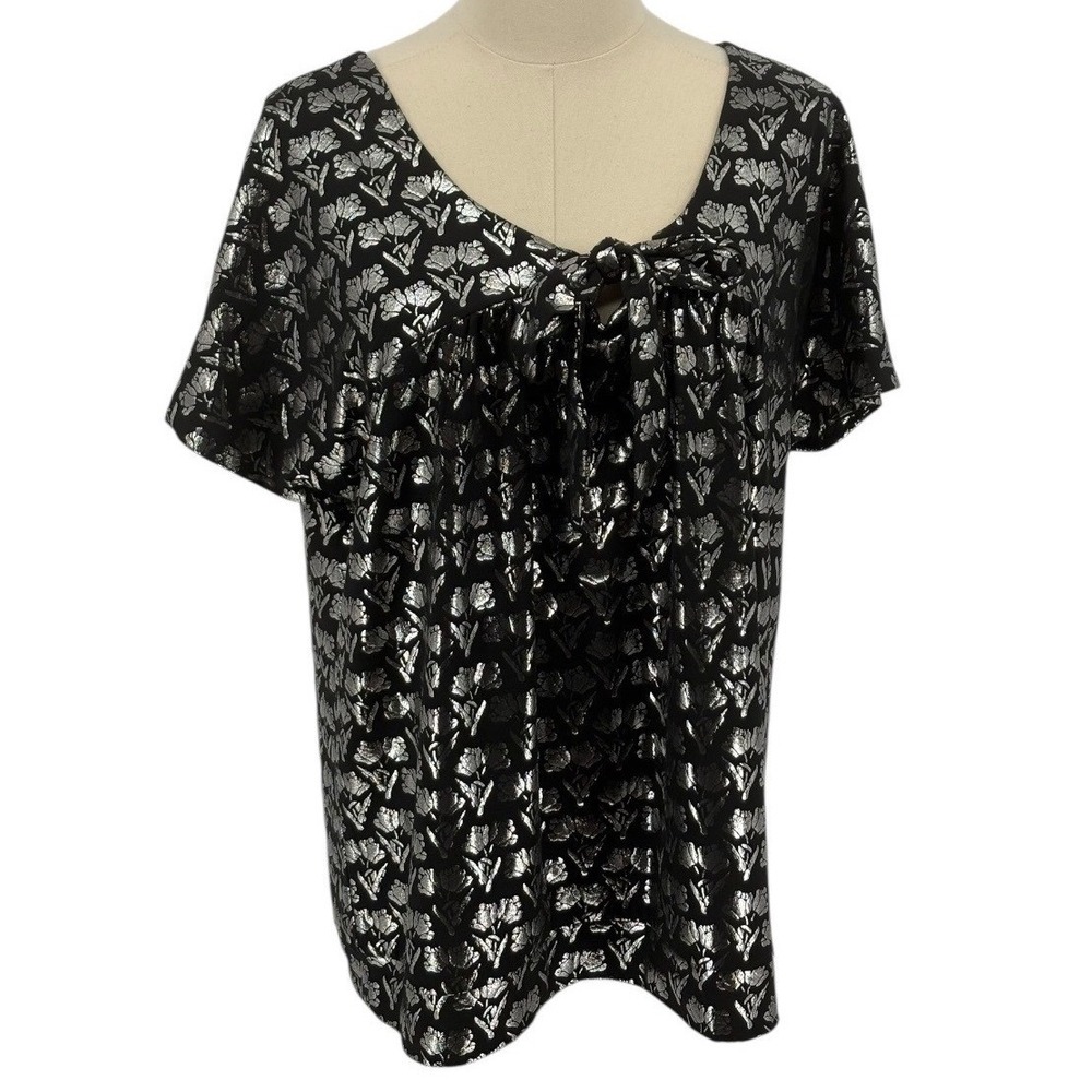 Attention‎ Black Blouse w/ Silver Floral Pattern & Tie at Neck (Size XL)